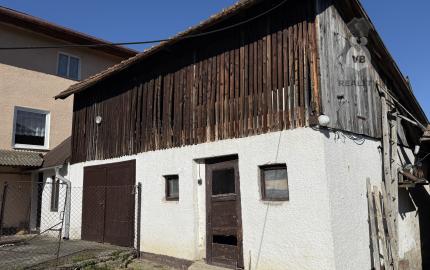 Rodinný dom s veľkým slnečným pozemkom v obci Bystrany.