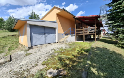 Podnikateľský objekt s pozemkom v obci Markušovce