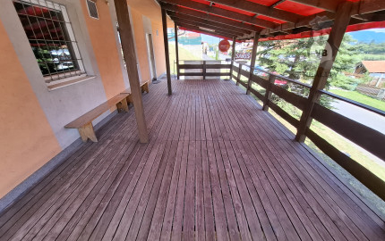 Podnikateľský objekt s pozemkom v obci Markušovce