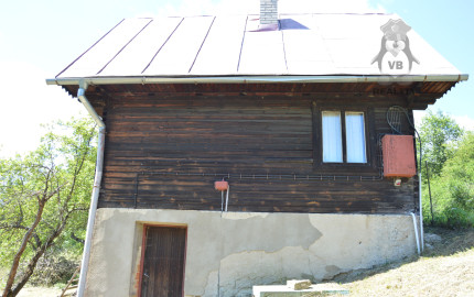 Pozemok s drevenicou v lokalite Jamnický Mlyn