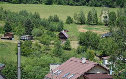 Pozemok s drevenicou v lokalite Jamnický Mlyn