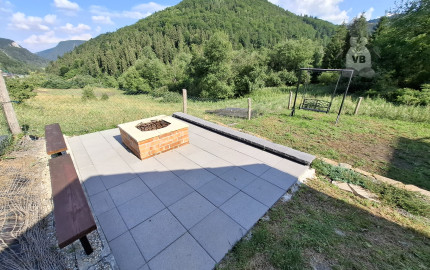Veľkorysá chata s výnimočným súkromím v objatí prírody