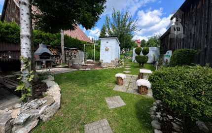 Rodinný dom v Štrbe s 3 samostatnými bytovými jednotkami, okres Poprad