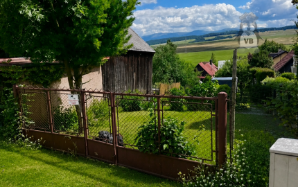 Rodinný dom v Štrbe s 3 samostatnými bytovými jednotkami, okres Poprad
