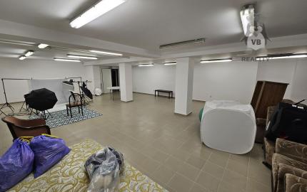 Rozsiahly obchodný priestor s výmerou 284 m², Poprad