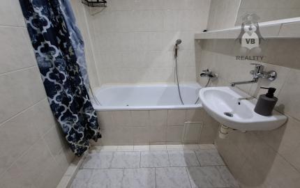 3-izbový byt s loggiou na sídlisku Západ 1, Strojnícka ulica