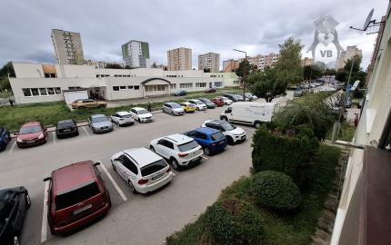 3-izbový byt s loggiou na sídlisku Západ 1, Strojnícka ulica