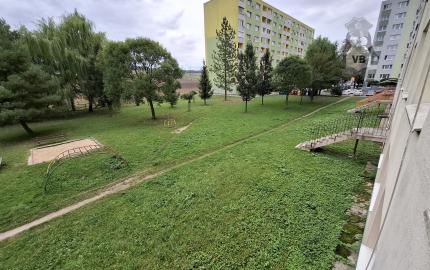 3-izbový byt s loggiou na sídlisku Západ 1, Strojnícka ulica