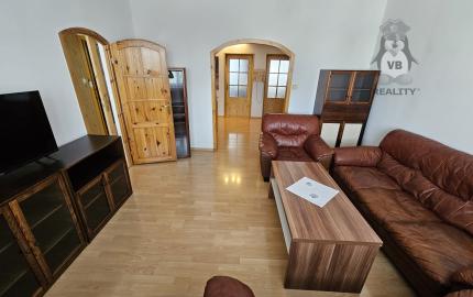 Prenájom bytu 4+1 s loggiou na sídlisku Západ, Spišská Nová Ves