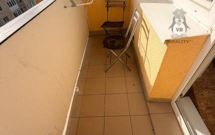 Prenájom bytu 1+1 s loggiou, sídl. Mier, Sp. Nová Ves