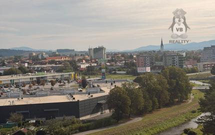 Prenájom bytu 1+1 s loggiou, sídl. Mier, Sp. Nová Ves