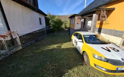 Rodinný dom na okraji mesta Krompachy s veľkou záhradou