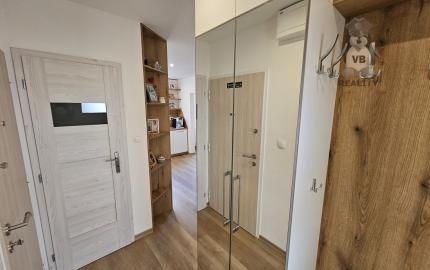 Moderný 3-izbový byt s balkónom po kompletnej rekonštrukcii - sídlisko Mier, Spišská Nová Ves