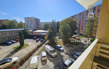 Moderný 3-izbový byt s balkónom po kompletnej rekonštrukcii - sídlisko Mier, Spišská Nová Ves