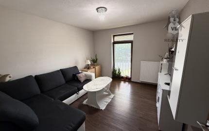 Ponúkame na predaj výnimočný rodinný dom s pozemkami 10 046 m² a investičným potenciálom – Spišské Vlachy