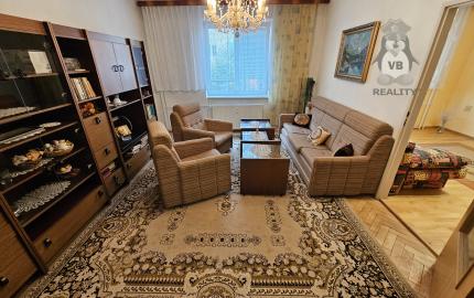 3-izbový byt v centre Spišskej Novej Vsi – 70 m², 3 pivnice – 10 m²