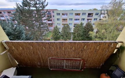 2-izbový byt s loggiou na sídlisku Tarča – Topoľová ulica