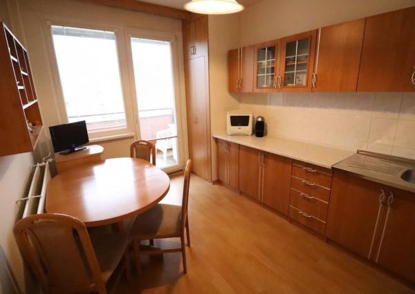 Byt 5+1 s loggiou na sídlisku Mier, Spišská Nová Ves