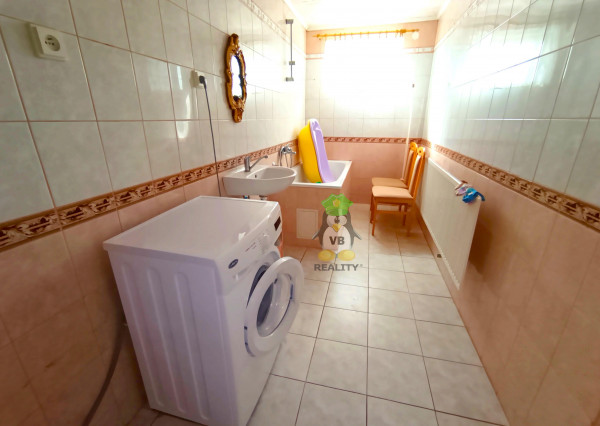 6- izbový rodinný dom 2164 m2, Záhor