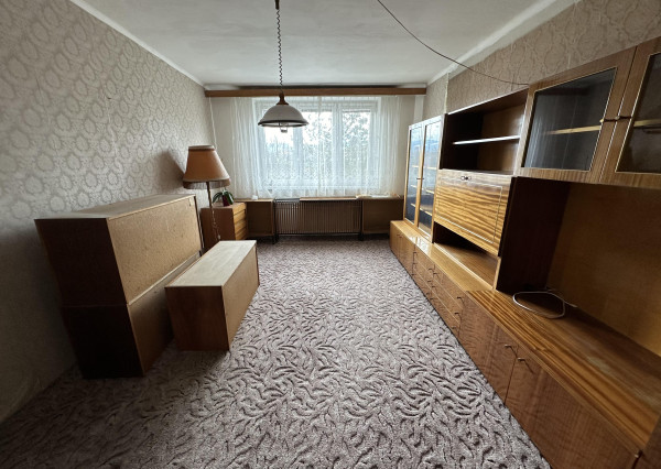 Byt 2+1 s loggiou centrum, Sp. Nová Ves