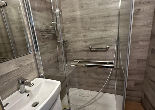 Byt 2+1 s loggiou centrum, Sp. Nová Ves