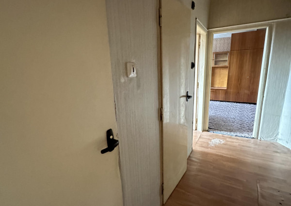 Byt 2+1 s loggiou centrum, Sp. Nová Ves