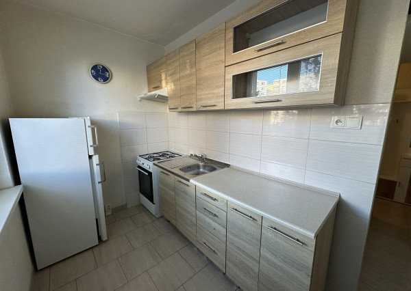 Byt 1+1 sídl. Mier, Sp. Nová Ves