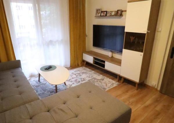 Byt 2+1 s dvomi loggiami na sídlisku Tarča, Sp. Nová Ves