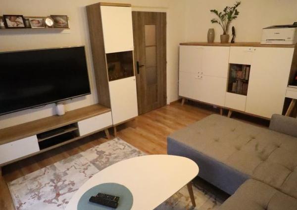 Byt 2+1 s dvomi loggiami na sídlisku Tarča, Sp. Nová Ves