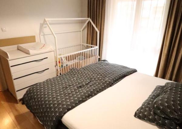 Byt 2+1 s dvomi loggiami na sídlisku Tarča, Sp. Nová Ves