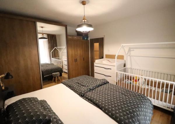 Byt 2+1 s dvomi loggiami na sídlisku Tarča, Sp. Nová Ves