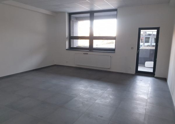 Prenájom kancelárskych priestorov v OC DRUŽBA na sídlisku Tarča, Spišská Nová Ves