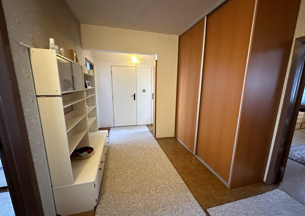 Byt 5+1 s loggiou sídl. Mier, Sp. Nová Ves