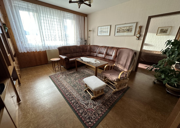 Byt 5+1 s loggiou sídl. Mier, Sp. Nová Ves