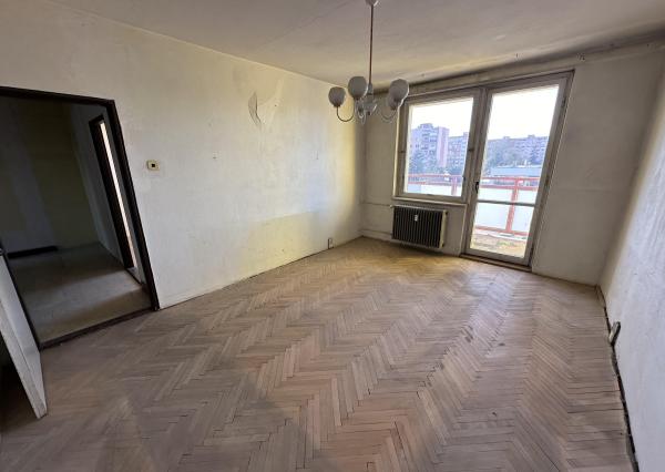 Byt 3+1 sídl. Tarča s loggiou, Sp. Nová Ves