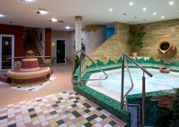 Relaxačný dom Vitálny svet + podkrovné kancelárie, Krompachy