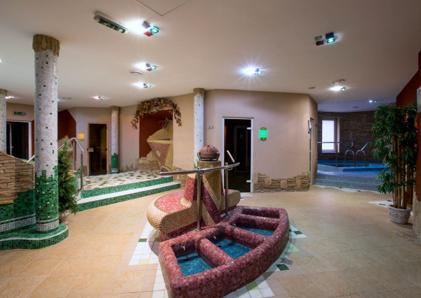 Relaxačný dom Vitálny svet + podkrovné kancelárie, Krompachy