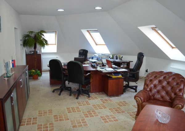 Relaxačný dom Vitálny svet + podkrovné kancelárie, Krompachy