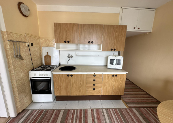 Byt 3+1 s loggiou centrum, Sp. Nová Ves