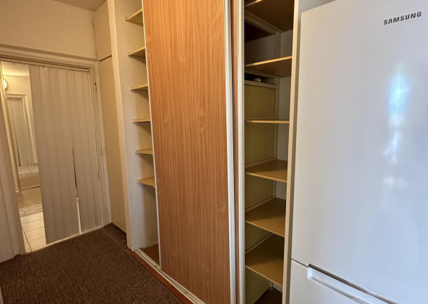 Byt 3+1 s loggiou centrum, Sp. Nová Ves