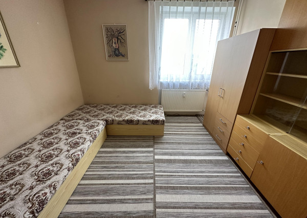 Byt 3+1 s loggiou centrum, Sp. Nová Ves