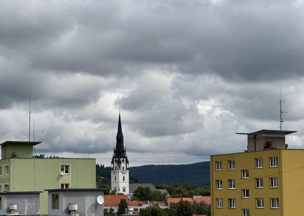 Byt 3+1 s loggiou centrum, Sp. Nová Ves