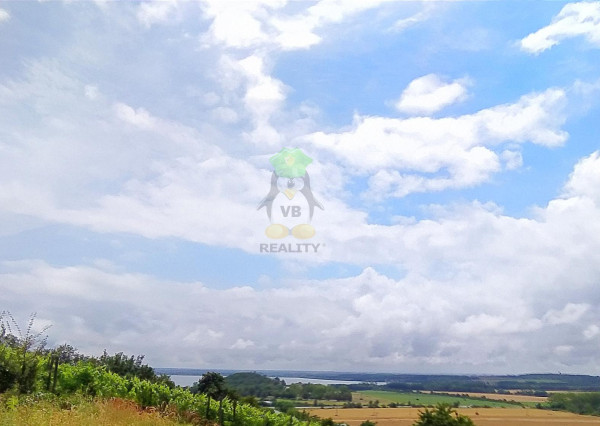 Slnečný rekreačný  pozemok , 650 m2, Vinné