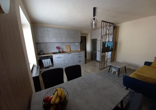 Byt 2+1 s balkónom prerobený na 3.izbový sídl. Rozvoj, Levoča