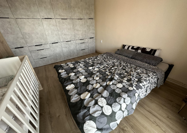 Byt 2+1 s balkónom prerobený na 3.izbový sídl. Rozvoj, Levoča