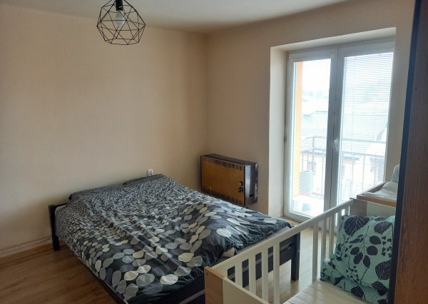 Byt 2+1 s balkónom prerobený na 3.izbový sídl. Rozvoj, Levoča