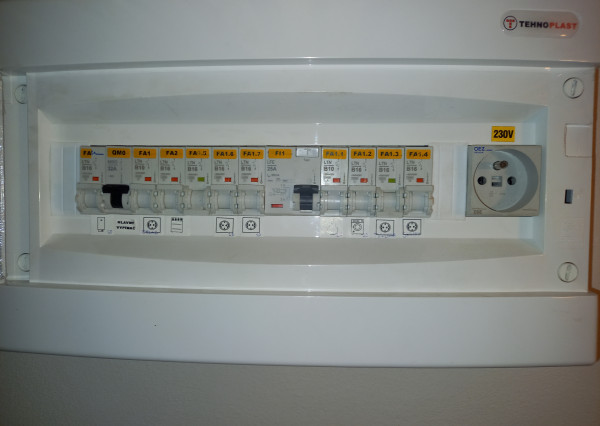 Byt 2+1 s balkónom prerobený na 3.izbový sídl. Rozvoj, Levoča