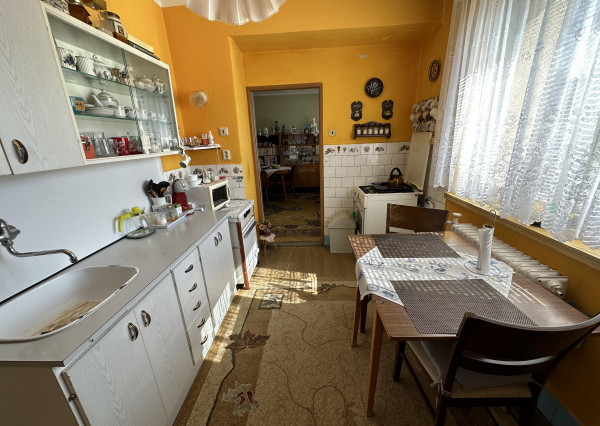 Byt 3+1 s balkónom a garážou Levoča