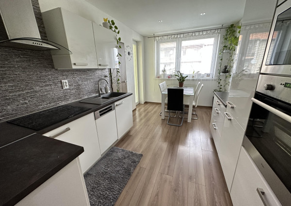 Byt 4+1 s dvomi loggiami Spišské Podhradie, okr. Levoča