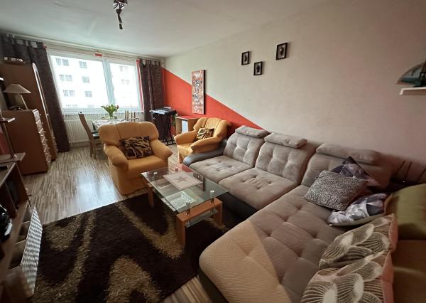 Byt 3+1 s loggiou sídl. Západ 1, Sp. Nová Ves